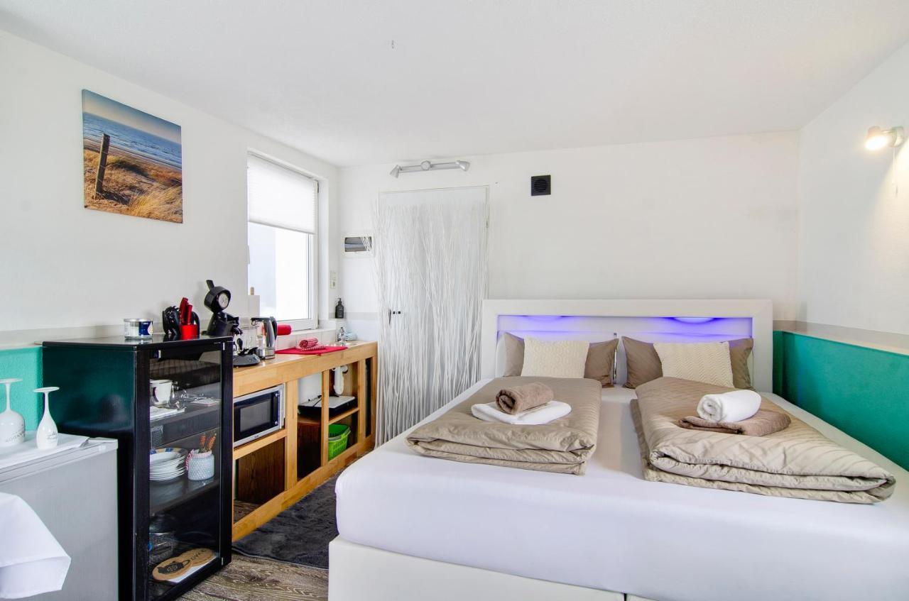 Spawo Mit Sauna Und Whirpool Pfullendorf Exterior photo