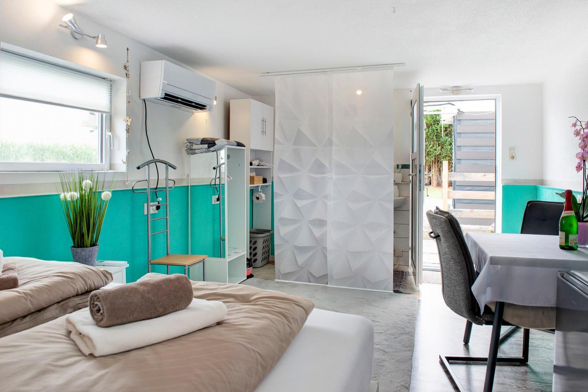 Spawo Mit Sauna Und Whirpool Pfullendorf Exterior photo